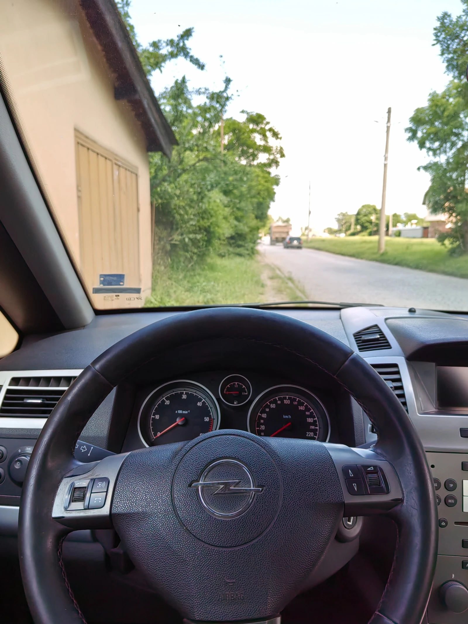 Opel Zafira 1.9 CDTI - изображение 7