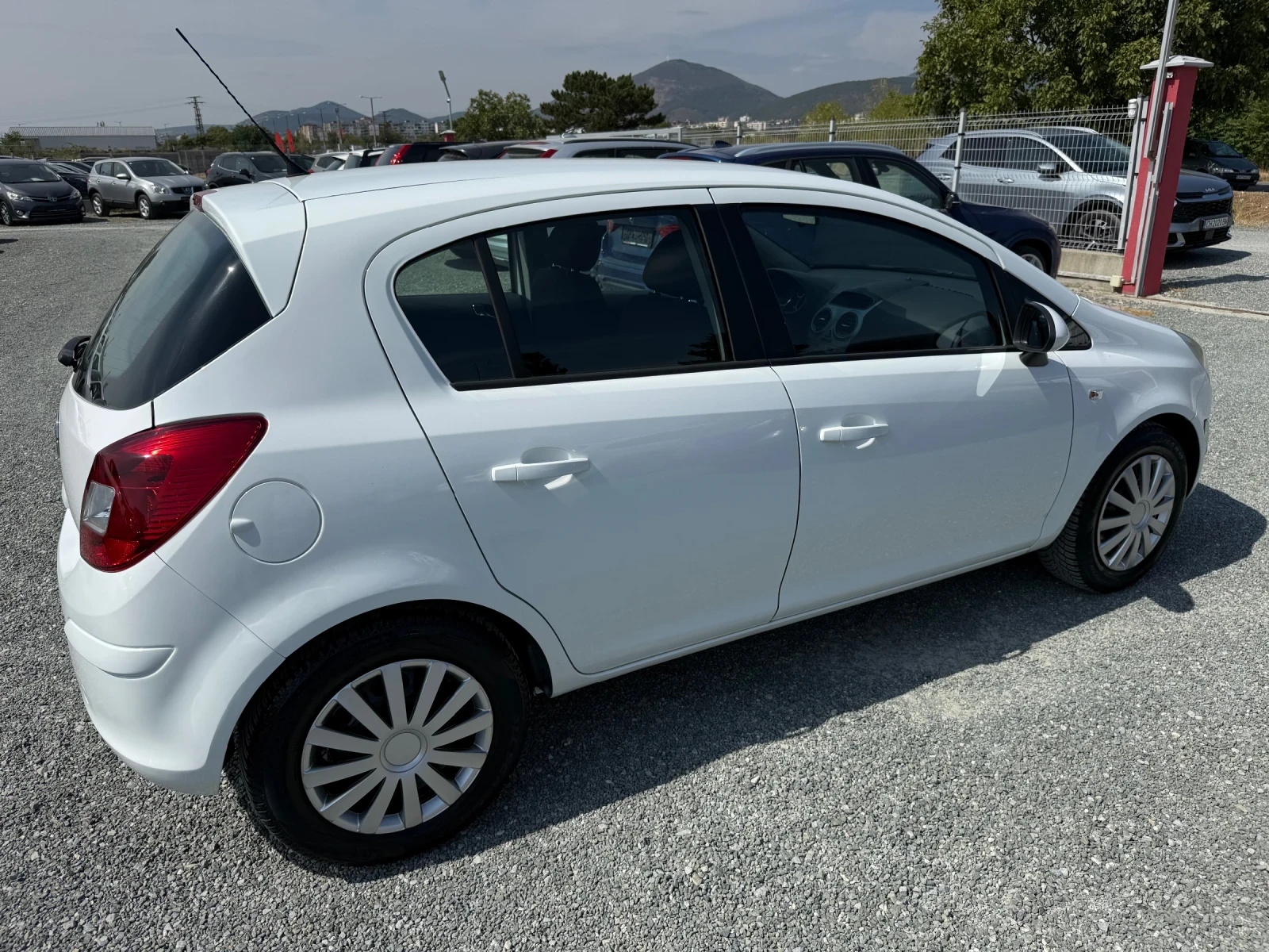 Opel Corsa (KATO НОВА) - изображение 5