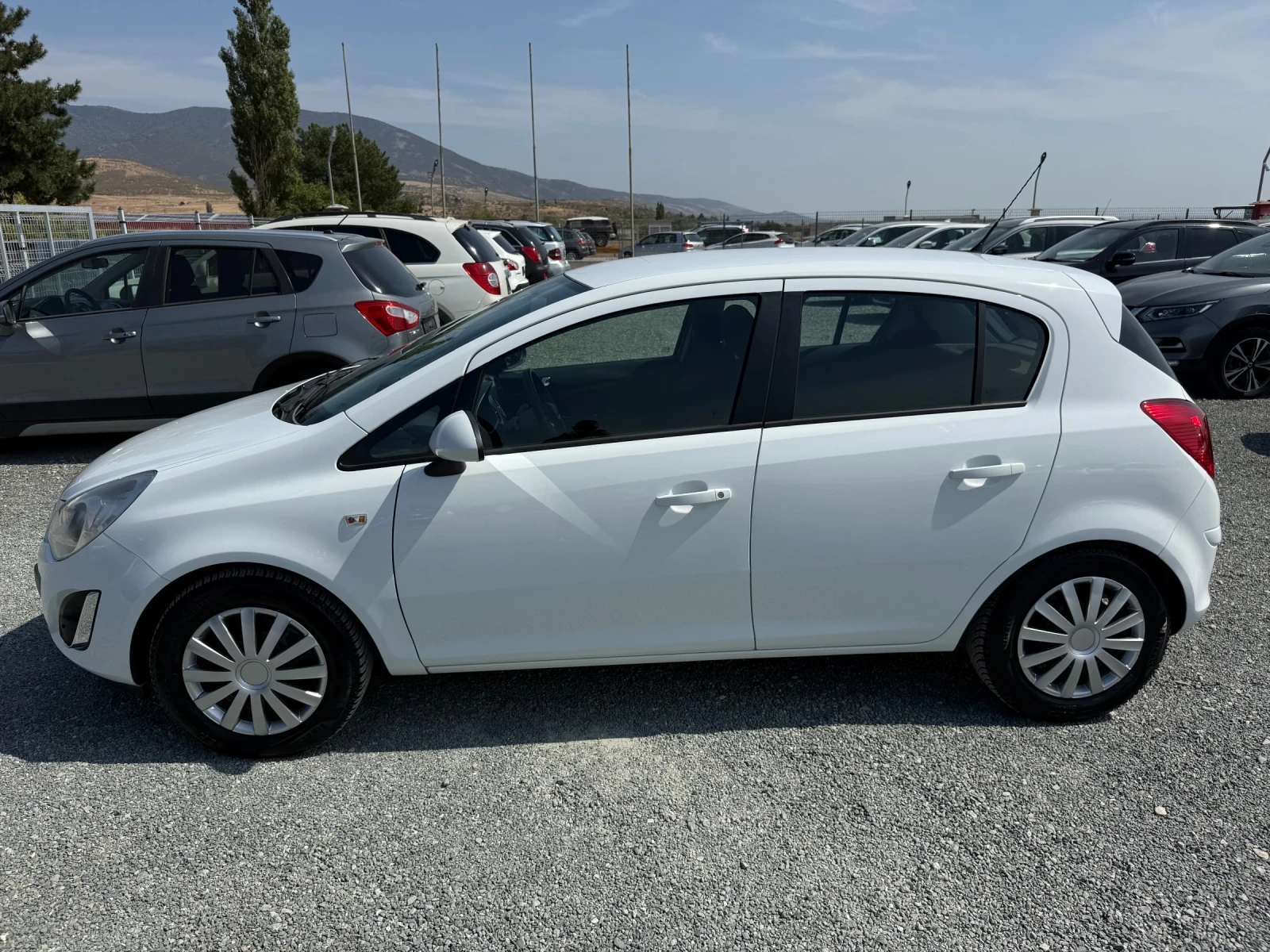 Opel Corsa (KATO НОВА) - изображение 10