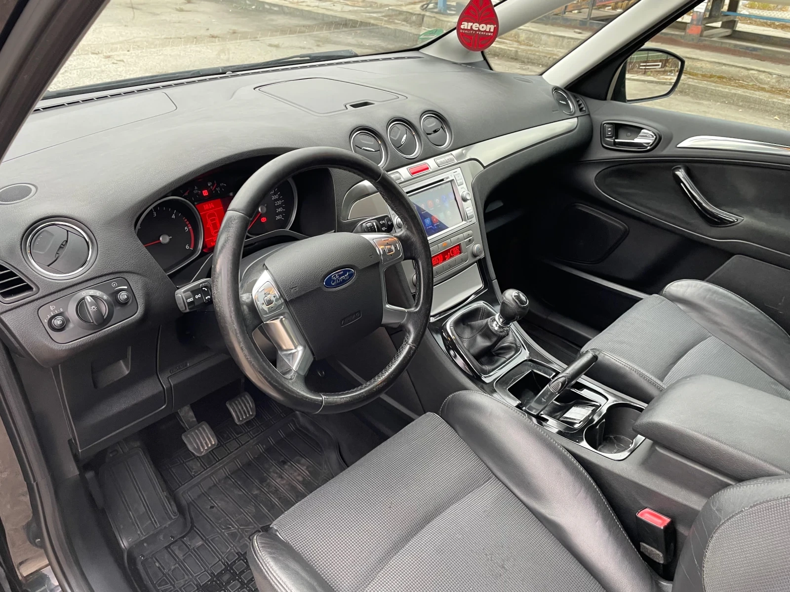Ford S-Max  - изображение 9