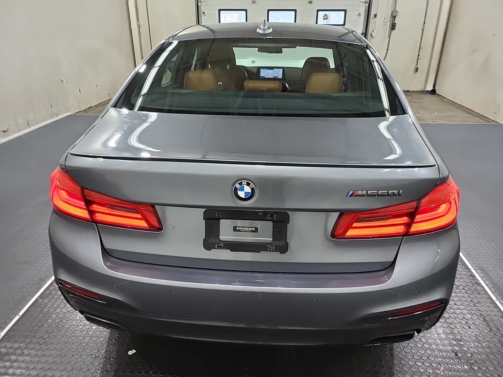 BMW 550 XDRIVE * * CARFAX * * АВТО КРЕДИТ * *  - изображение 6