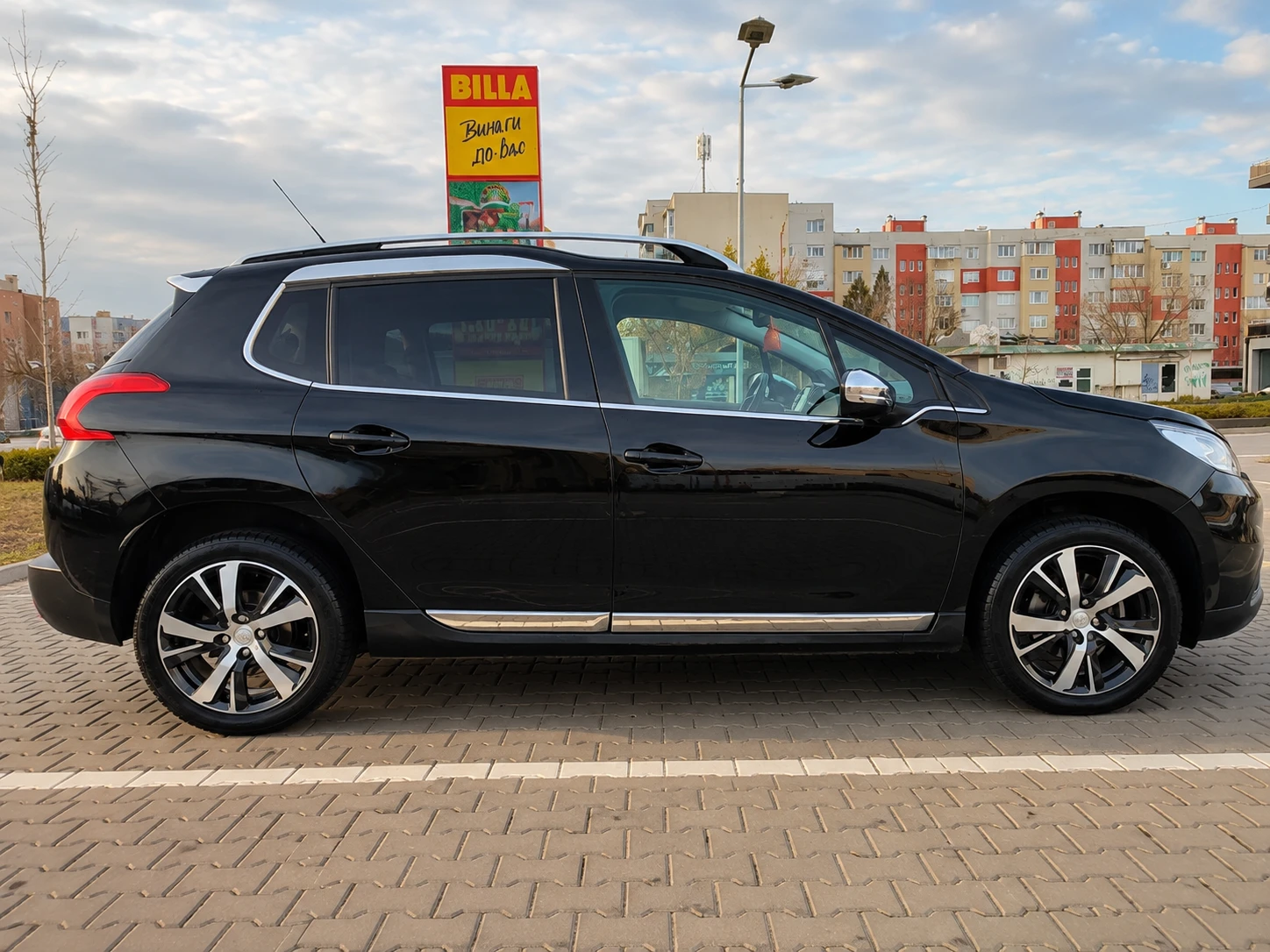 Peugeot 2008 1.6 * ВСИЧКО ПЛАТЕНО * , снимка 4 - Автомобили и джипове - 55480330