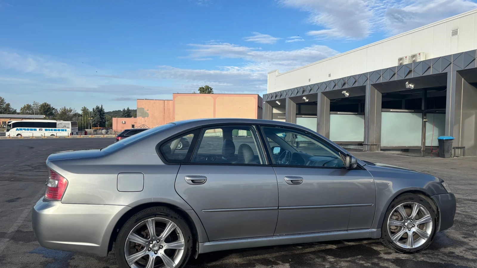 Subaru Legacy 3.0R, снимка 16 - Автомобили и джипове - 53948233