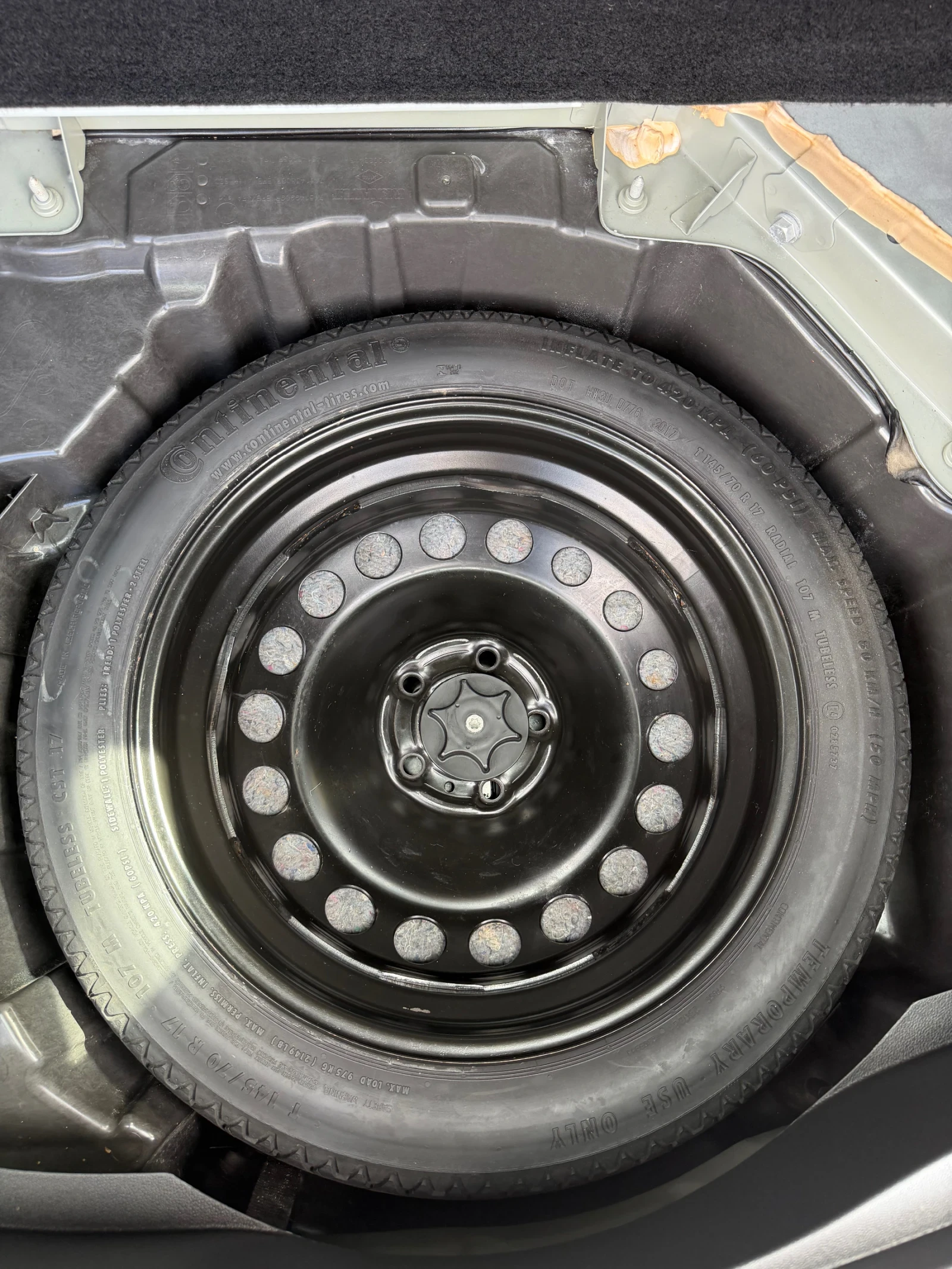 Renault Scenic 1.5 dCi 110 EDC, снимка 16 - Автомобили и джипове - 53982778