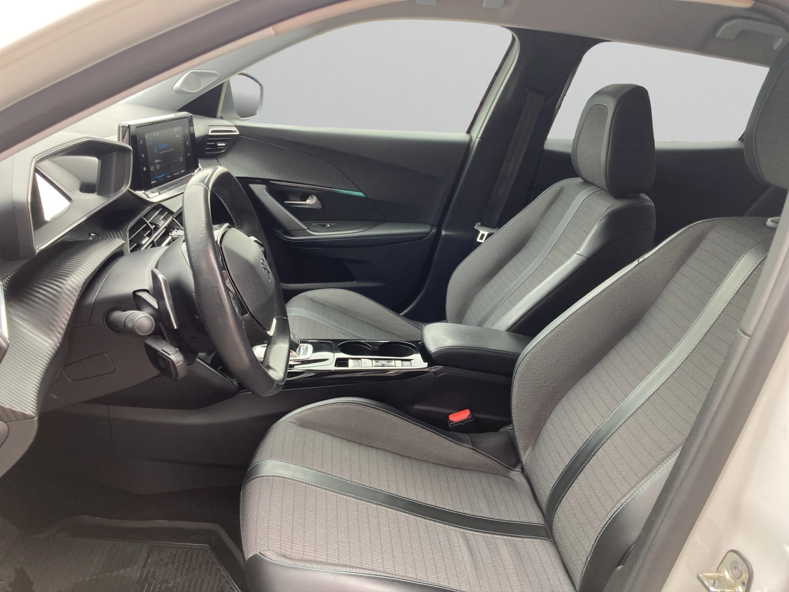 Peugeot 2008 New Line Up ALLURE PACK 1, 5 BlueHDi 130 EAT8 EURO, снимка 10 - Автомобили и джипове - 54041918