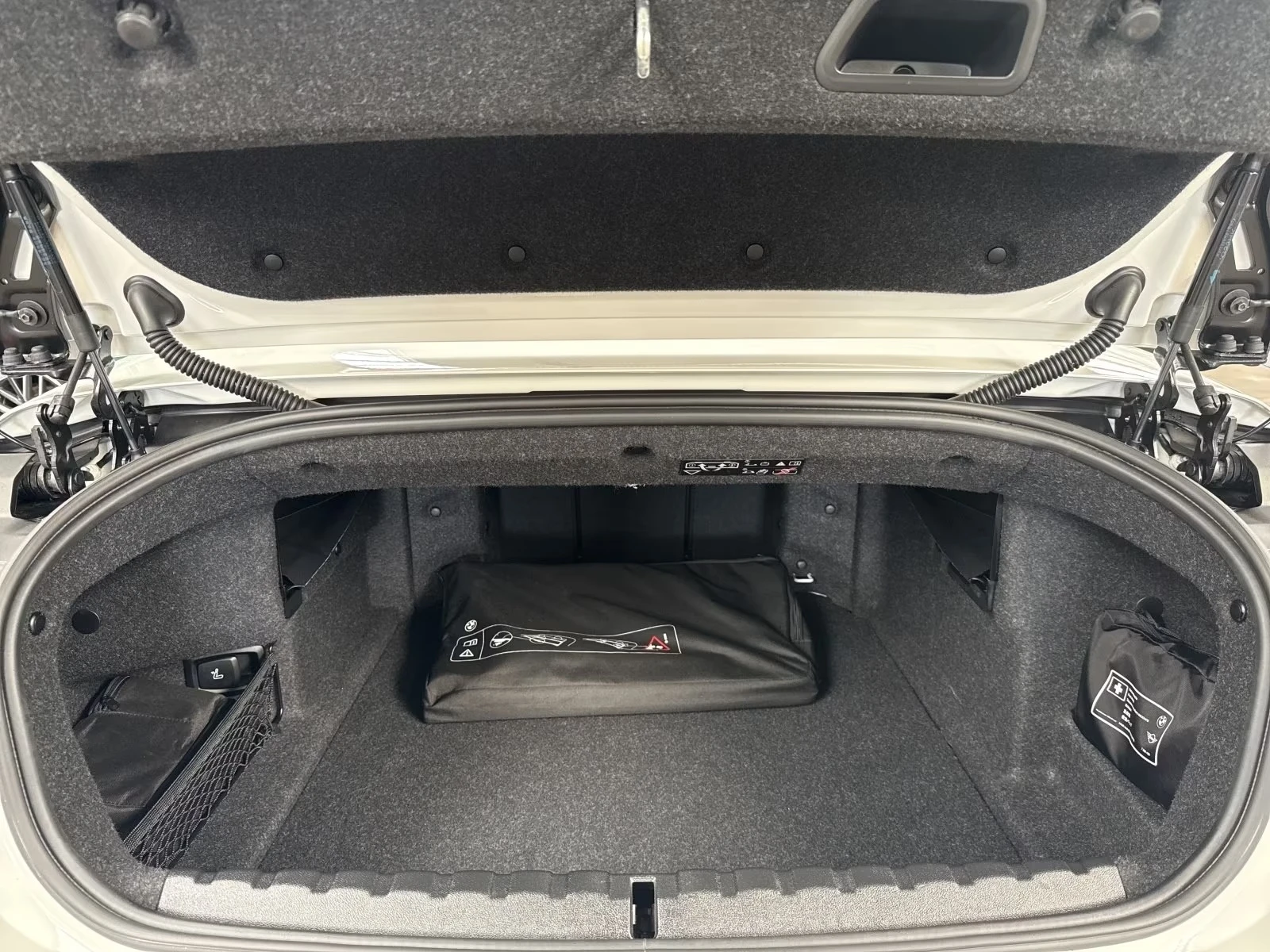 BMW M4 CABRIO COMPETITION XDRIVE H/K HEAD-UP, снимка 17 - Автомобили и джипове - 54115989