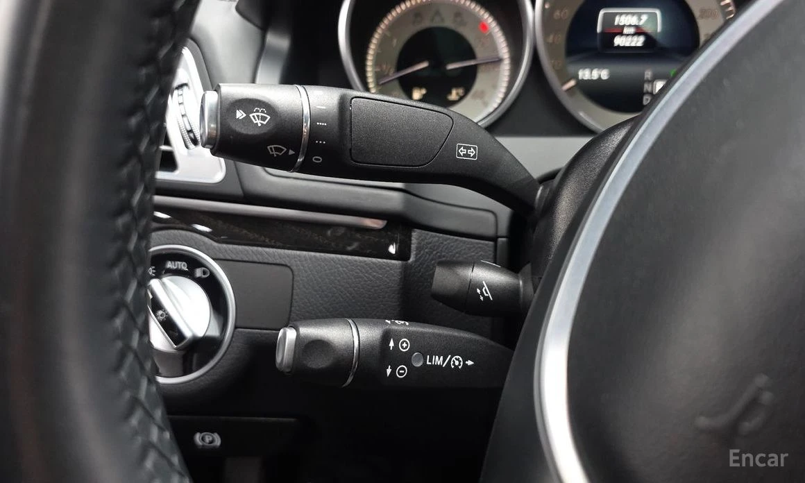 Mercedes-Benz E 400 AMG PACK* PANO* ����* �������* ���������* �������� | Mobile.bg � ����������� 17