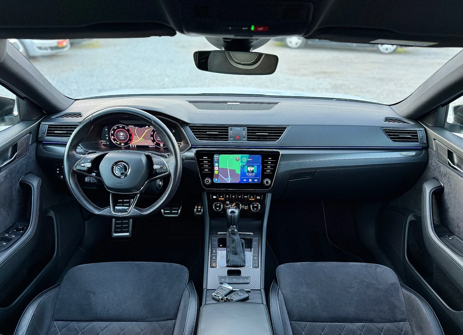 Skoda Superb 2.0TDI 200кс DSG SportLine DIGITAL CarPlay FULL, снимка 9 - Автомобили и джипове - 54563085