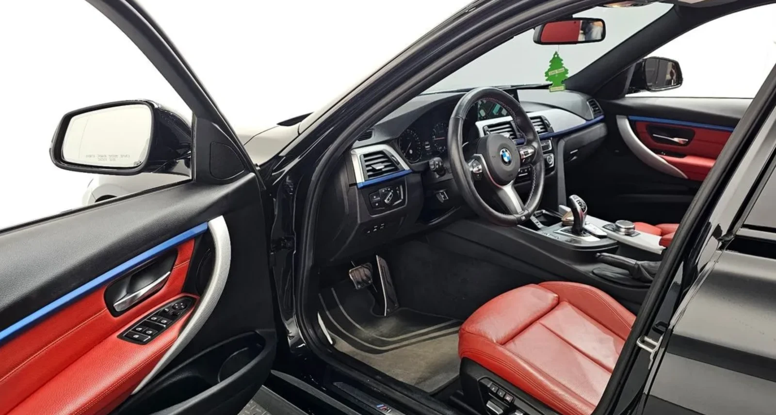BMW 330 M-pack* Pano* Head Up* Крайна цена* , снимка 9 - Автомобили и джипове - 54564034