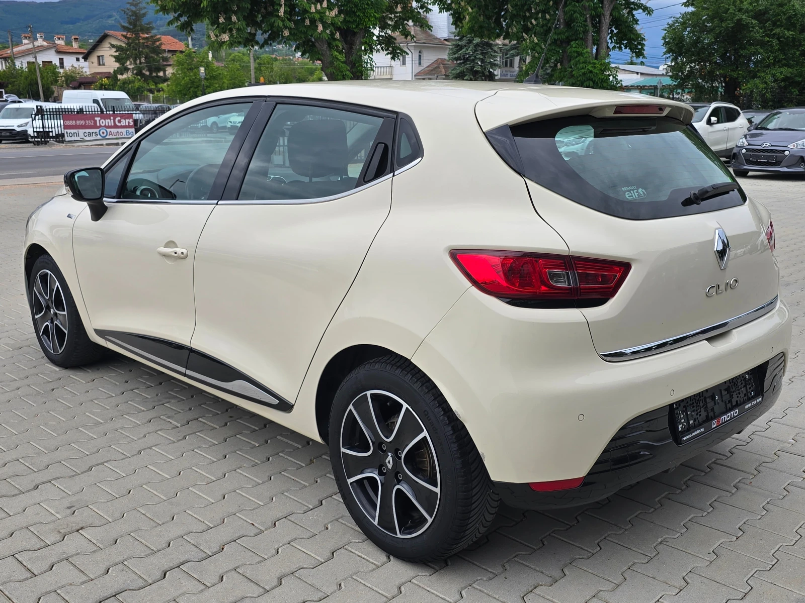 Renault Clio 1.5DCI, Автоматик, Камера, Нави, Keyless!, снимка 6 - Автомобили и джипове - 54615675