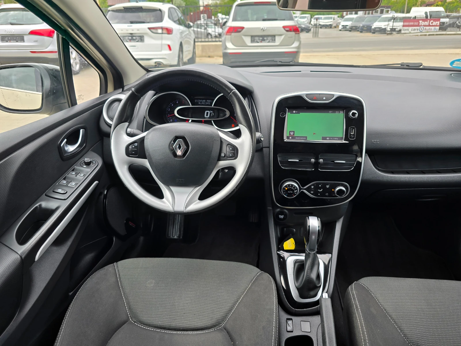 Renault Clio 1.5DCI, Автоматик, Камера, Нави, Keyless!, снимка 12 - Автомобили и джипове - 54615675