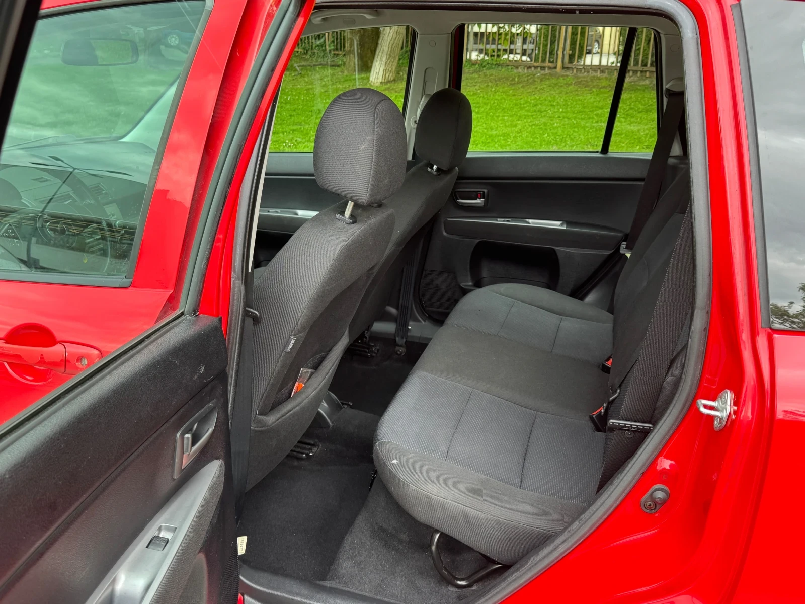 Mazda 2, снимка 9 - Автомобили и джипове - 54625948