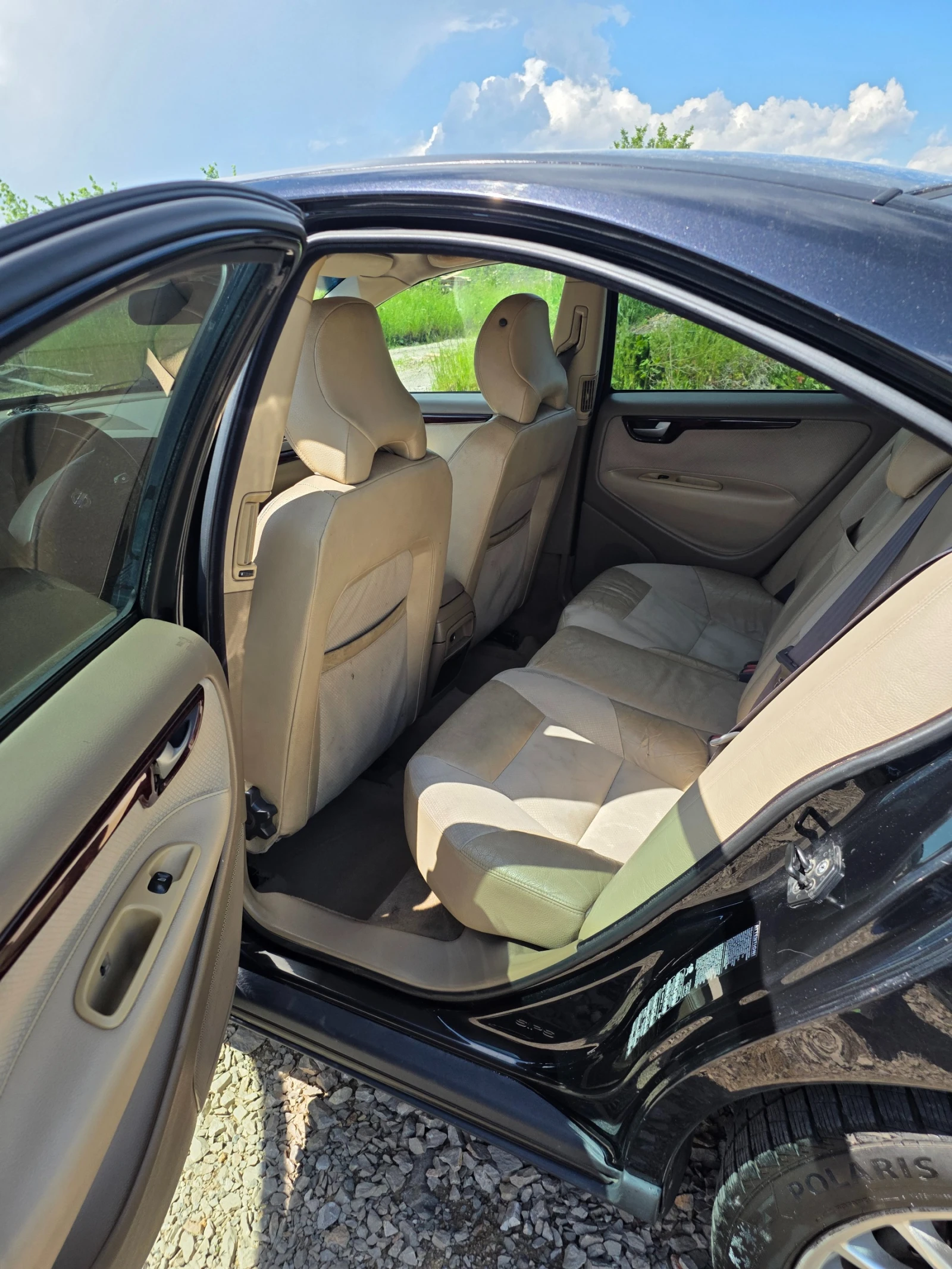 Volvo S60 2.4 D5, снимка 11 - Автомобили и джипове - 54702790