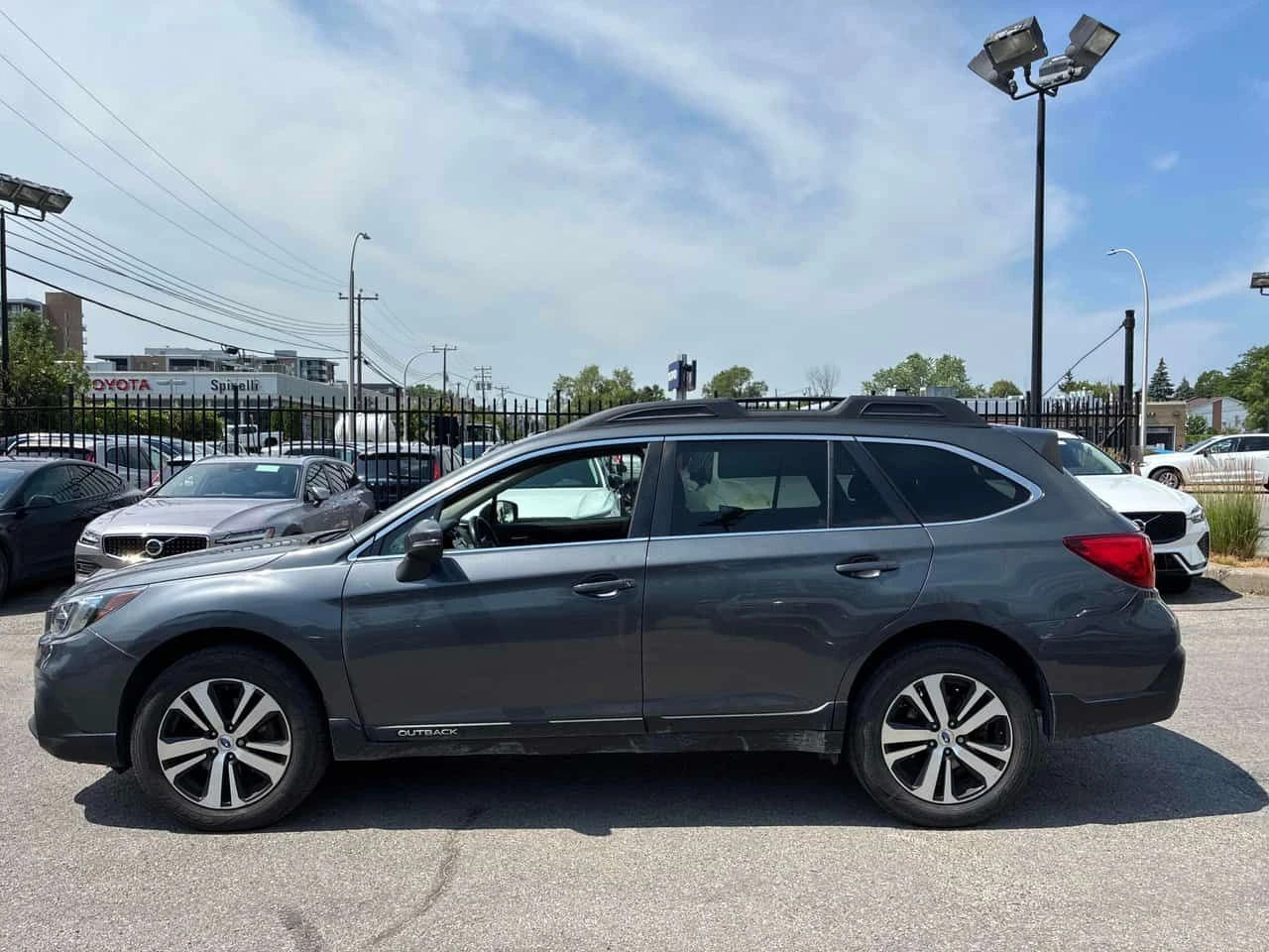 Subaru Outback * Limited * АВТОКРЕДИТ БЕЗ ПЪРВОНАЧАЛНА ВНОСКА* , снимка 2 - Автомобили и джипове - 55182906