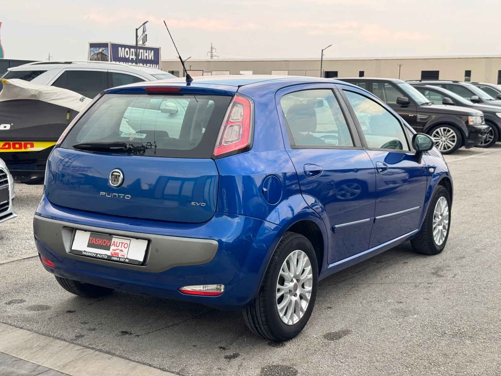 Fiat Punto 1.4I ГАЗ, снимка 8 - Автомобили и джипове - 55449147
