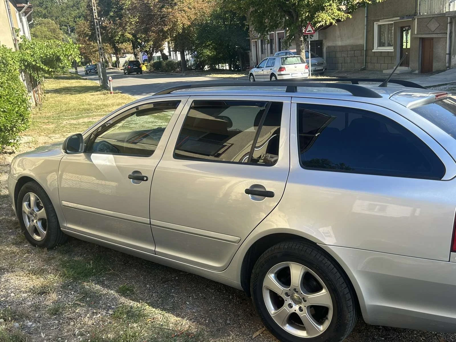Skoda Octavia, снимка 2 - Автомобили и джипове - 55693600