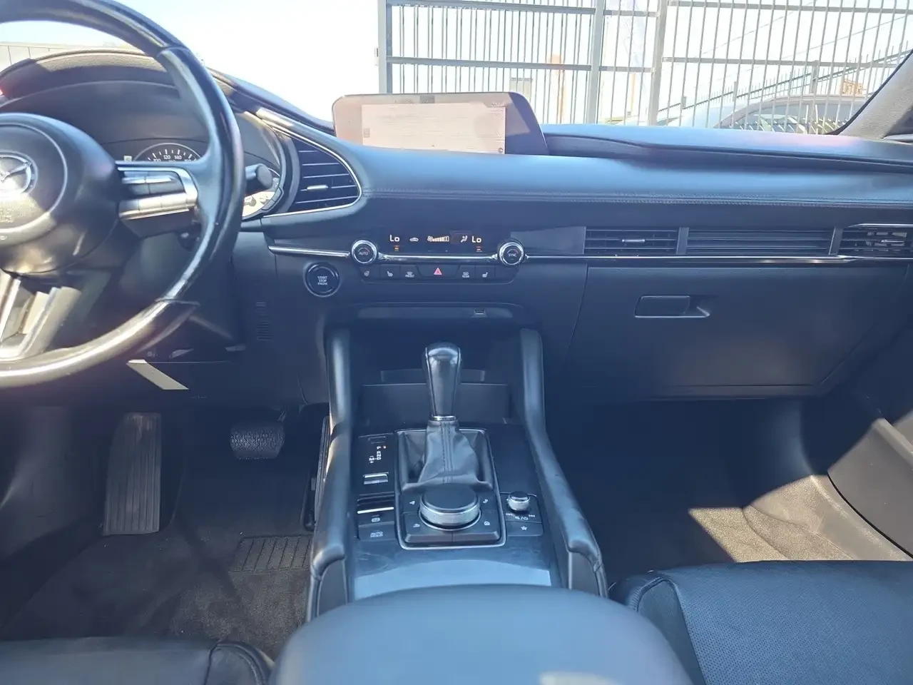 Mazda 3 GT Auto * HUD / BOSE / LEATHER / SUNROOF / DRIVER | Mobile.bg � ����������� 12