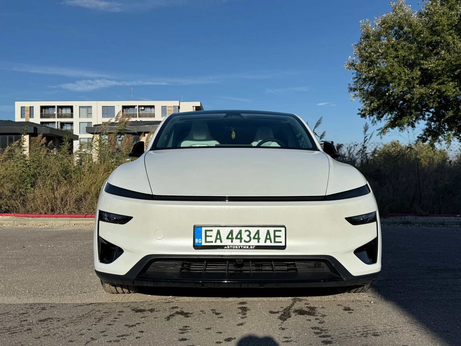 Tesla Model Y JUNIPER/PERFORMANCE/БЯЛ САЛОН, снимка 2 - Автомобили и джипове - 56597067