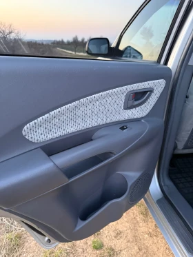 Hyundai Tucson 2.0 CRDI 4Х4 Обслужена, Всичко платено, снимка 11