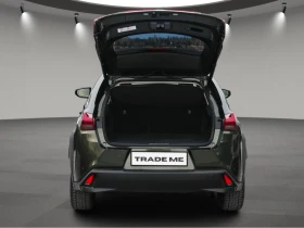 Lexus UX 250h TRIPLE-BEAM LED/Подгрев/Обдухване/Камера 360/HUB, снимка 8