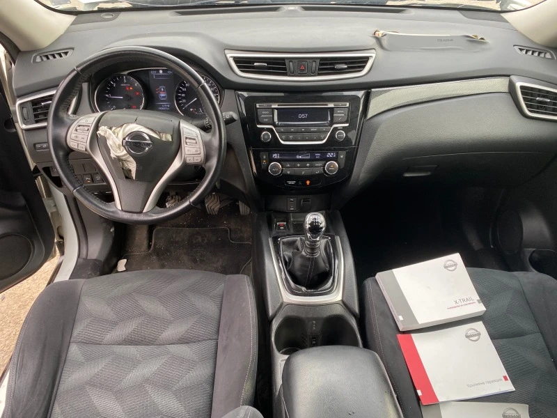 Nissan X-trail 1.6 DCI, снимка 10 - Автомобили и джипове - 43232474