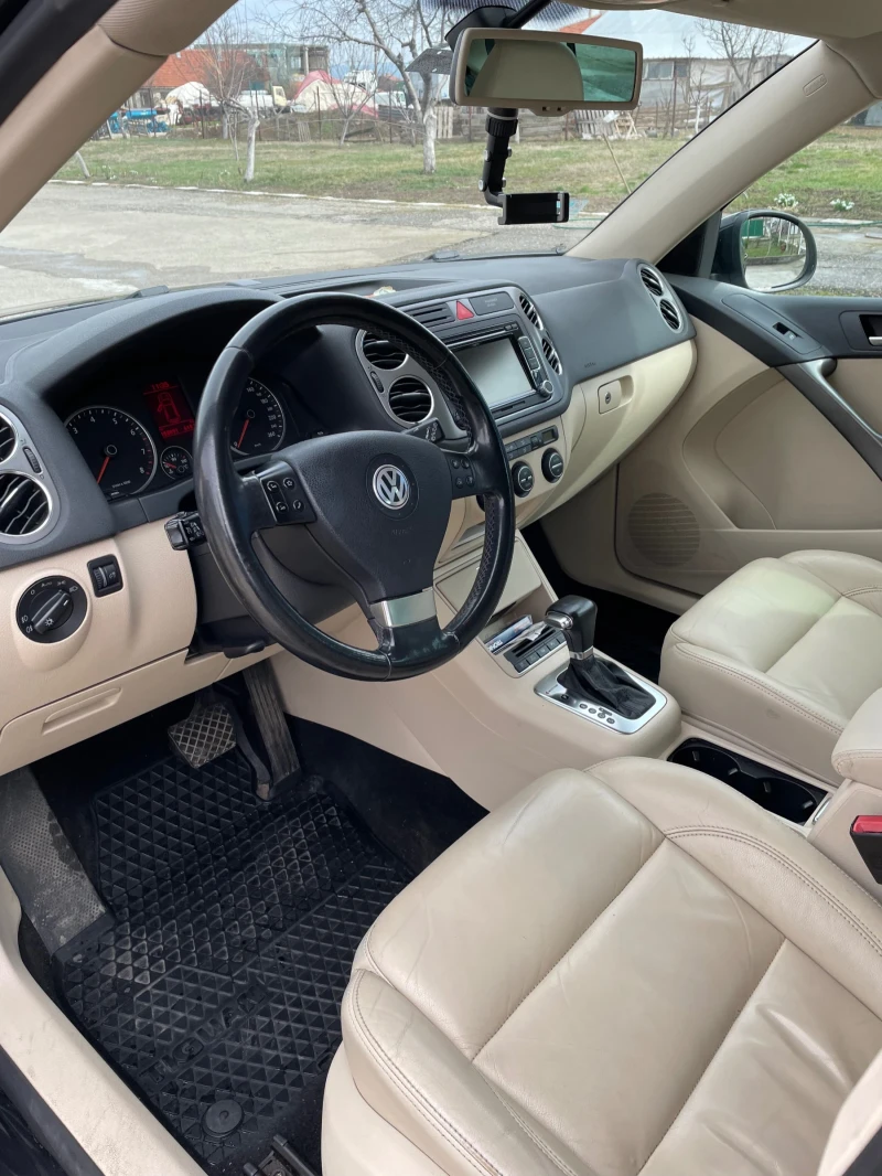 VW Tiguan, снимка 6 - Автомобили и джипове - 47452979