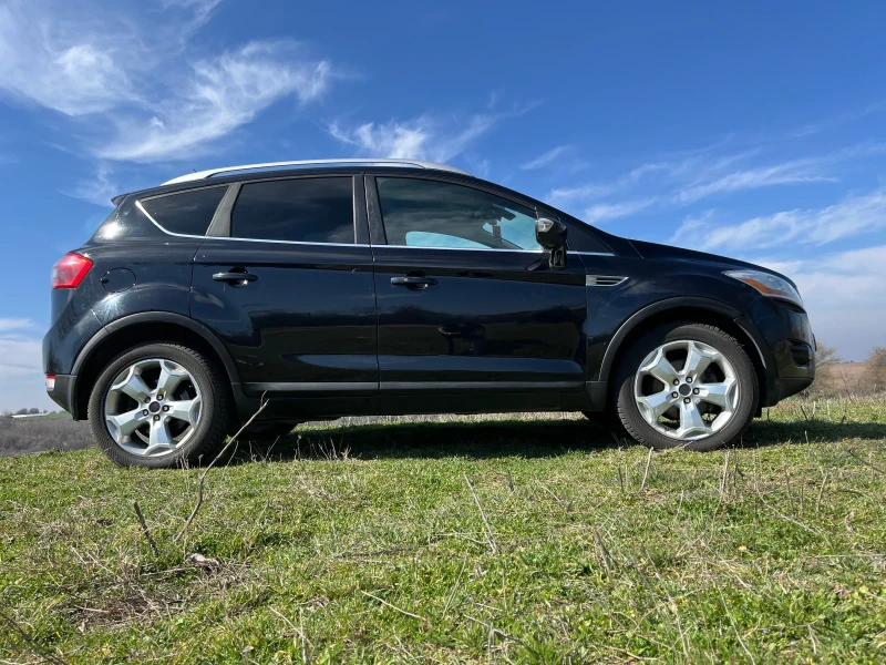 Ford Kuga 2.0 TDCi 163HP PowerShift 4WD, снимка 4 - Автомобили и джипове - 49502908