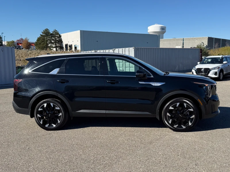 Kia Sorento 2024* EX* DISTRONIK* ОБДУХ* 7МЕСТА* 1 СОБСТВЕНИК* , снимка 7 - Автомобили и джипове - 52278789