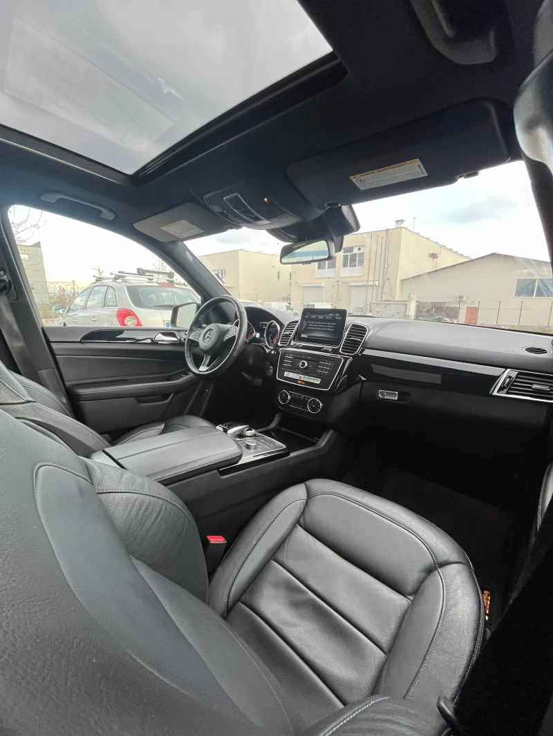 Mercedes-Benz GLE 43 AMG Distronic + , Масаж, 360 камера, снимка 11 - Автомобили и джипове - 52580667