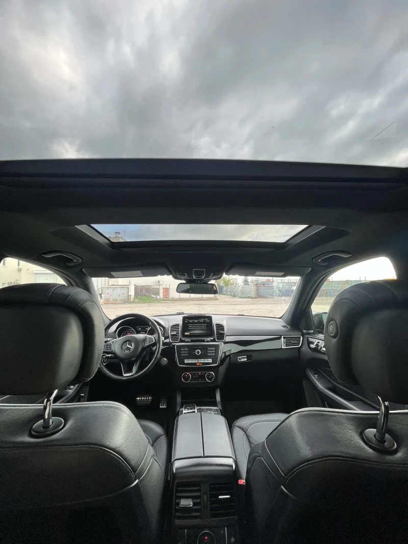 Mercedes-Benz GLE 43 AMG Distronic + , Масаж, 360 камера, снимка 10 - Автомобили и джипове - 52580667