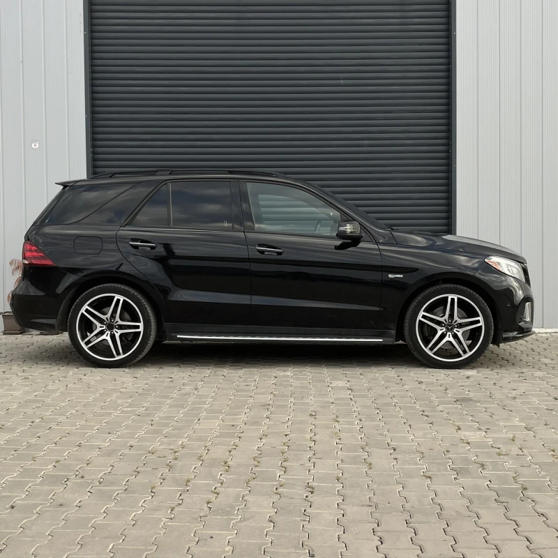 Mercedes-Benz GLE 43 AMG Distronic + , Масаж, 360 камера, снимка 8 - Автомобили и джипове - 52580667