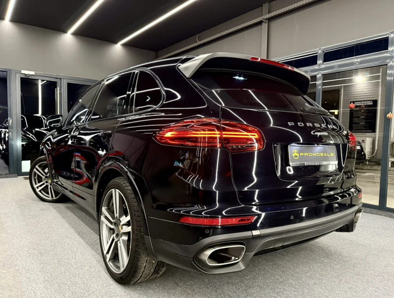 Porsche Cayenne Platinum Edition* Shadow line* PASM* Бартер ЛИЗИНГ, снимка 4 - Автомобили и джипове - 53167554