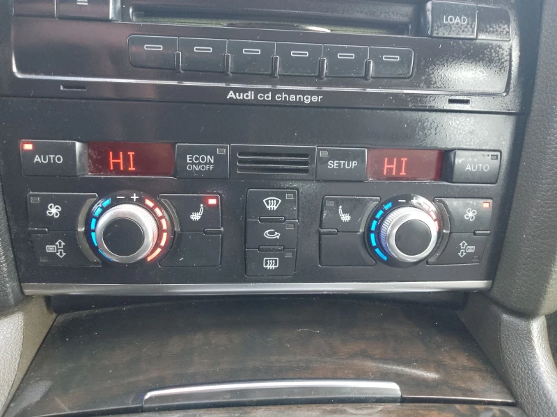 Audi Q7 3.0tdi 233k.s., снимка 15 - Автомобили и джипове - 53488271