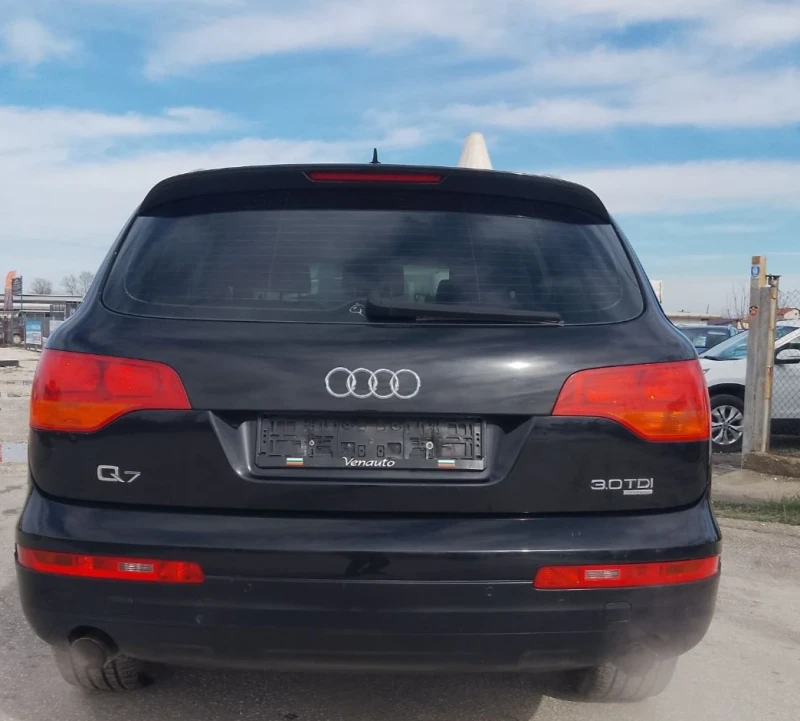 Audi Q7 3.0tdi 233k.s., снимка 5 - Автомобили и джипове - 53488271