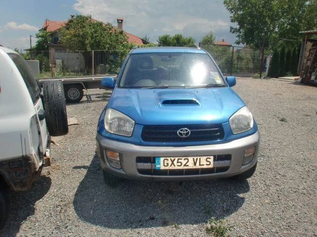 Toyota Rav4 2.0 D4D 116kc, снимка 3 - Автомобили и джипове - 14014075