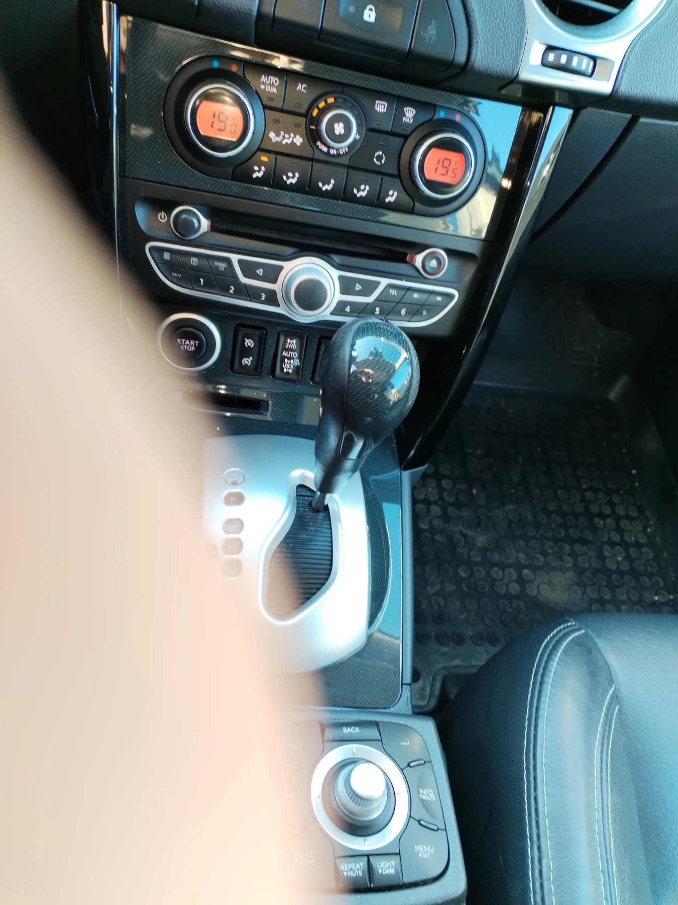 Renault Koleos  - изображение 8