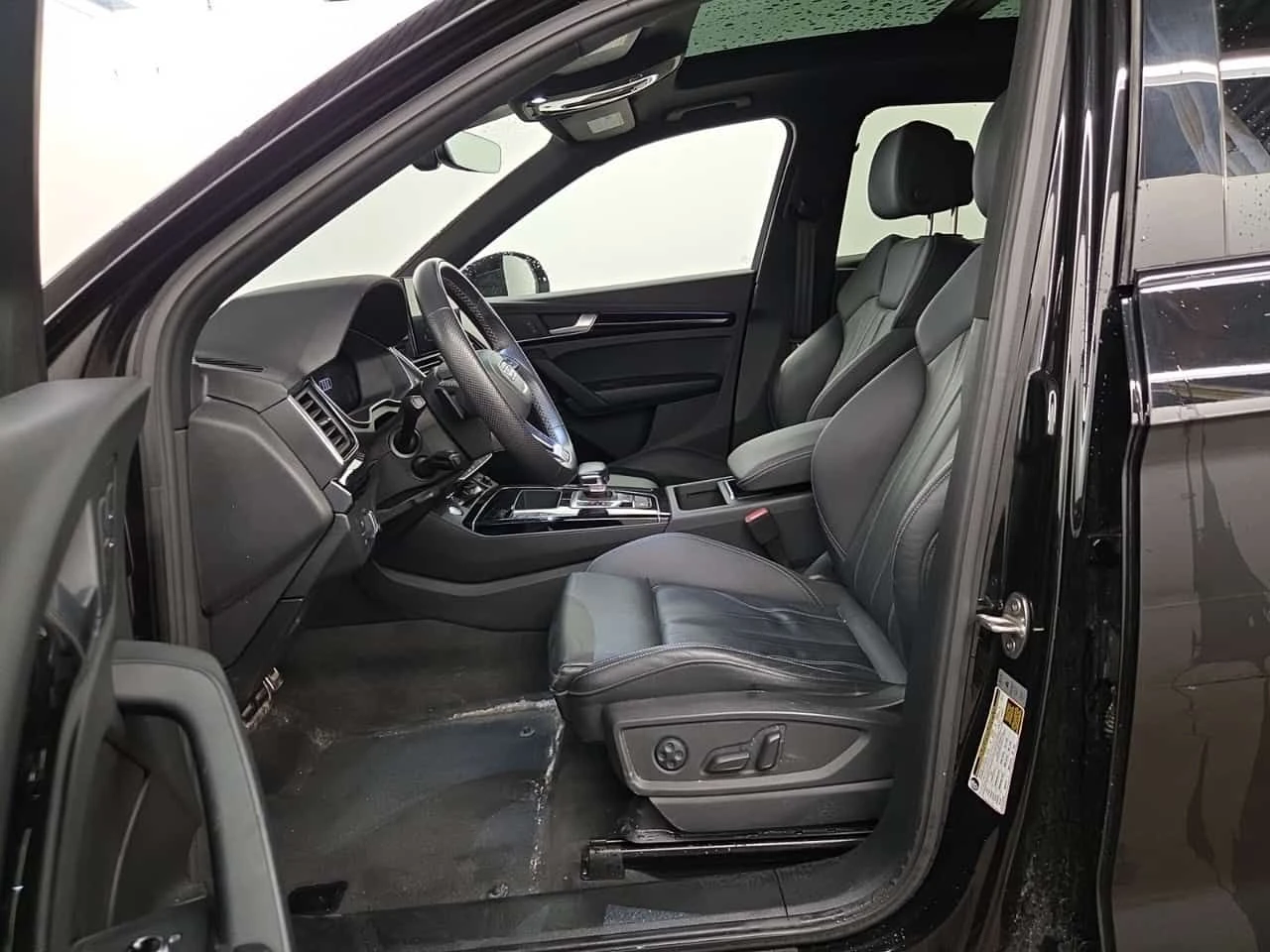 Audi Q5 45TFSI S-Line * PROGRESSIV * CARFAX * , снимка 9 - Автомобили и джипове - 54396635