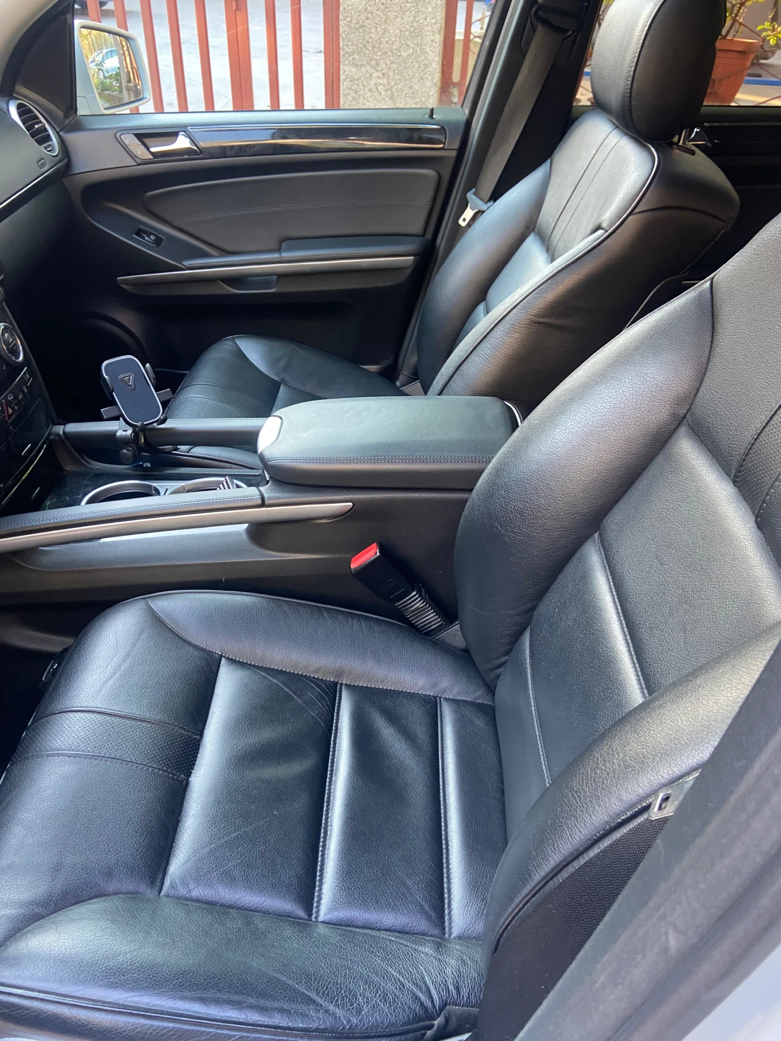 Mercedes-Benz ML 350 AMG пакет, снимка 7 - Автомобили и джипове - 54646587
