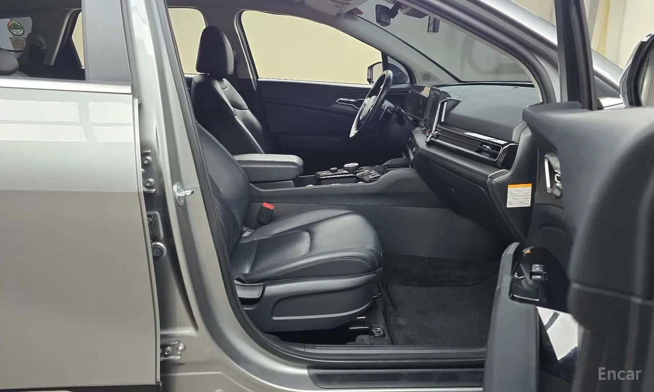 Kia Sportage 5th Generation Hybrid, снимка 11 - Автомобили и джипове - 54691783