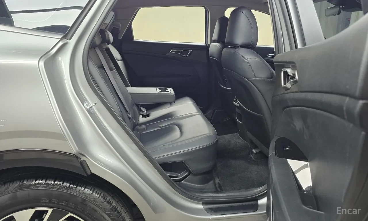 Kia Sportage 5th Generation Hybrid, снимка 12 - Автомобили и джипове - 54691783