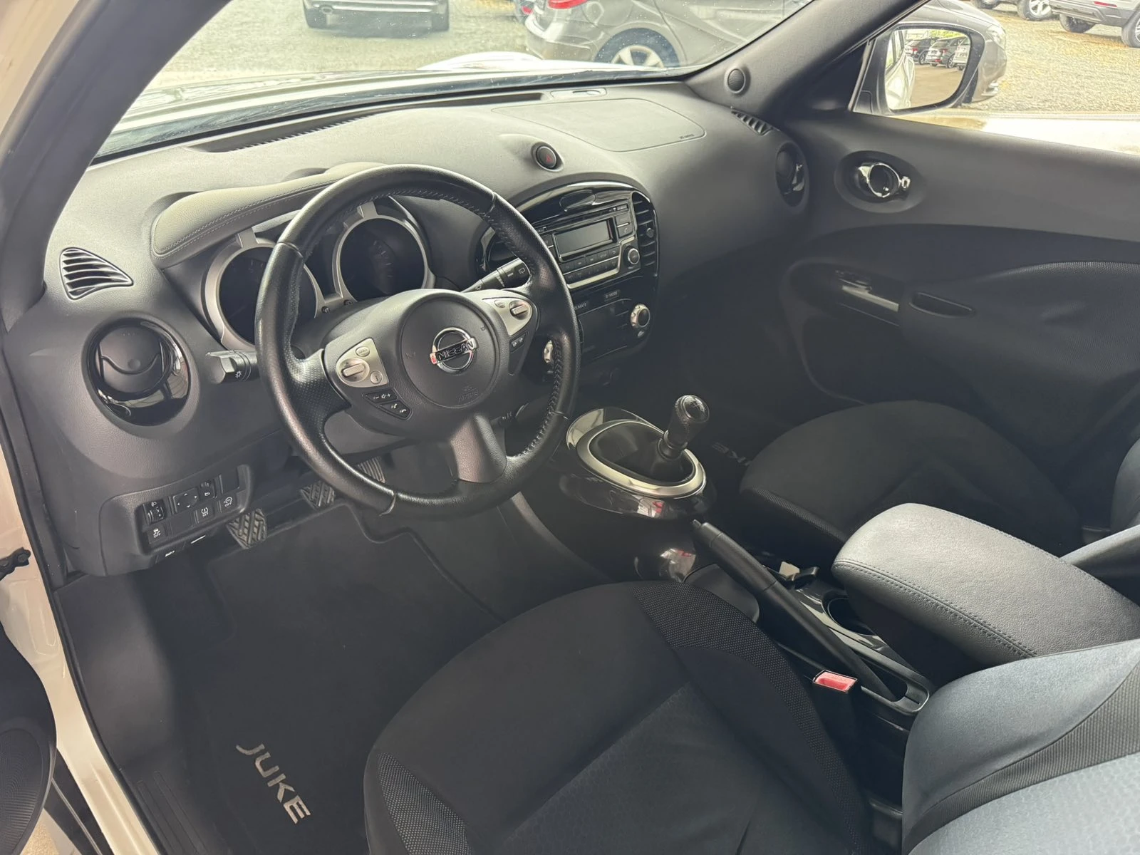 Nissan Juke 116ps* 6ск* 154хл.км* ПАРКТРОНИК* , снимка 9 - Автомобили и джипове - 54747567