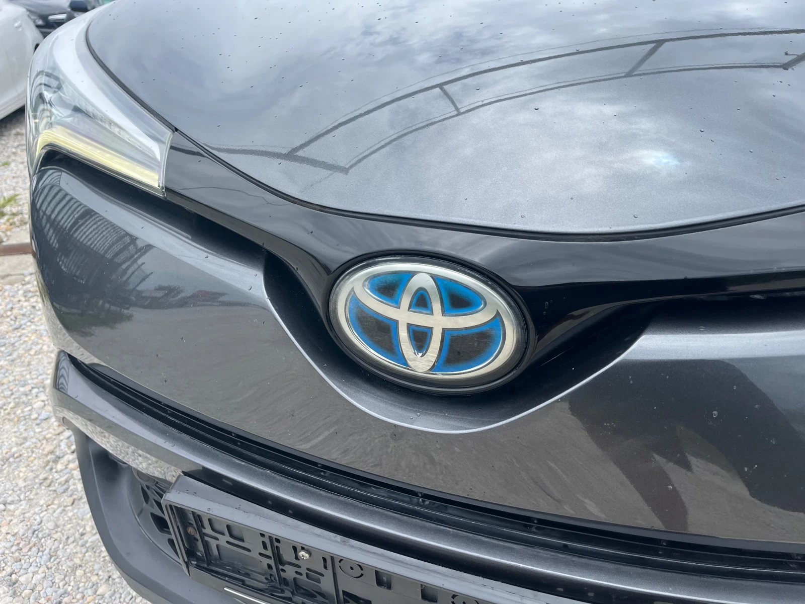 Toyota C-HR 1.8 Hybrid Lounge, снимка 6 - Автомобили и джипове - 55431576