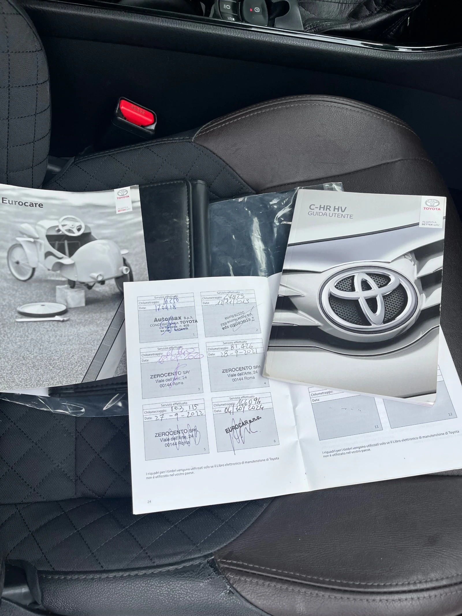 Toyota C-HR 1.8 Hybrid Lounge, снимка 16 - Автомобили и джипове - 55431576