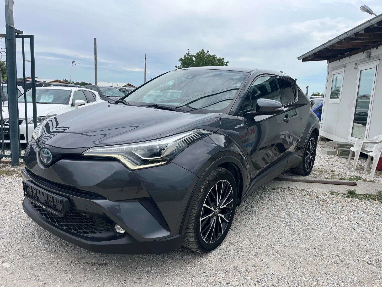 Toyota C-HR 1.8 Hybrid Lounge
