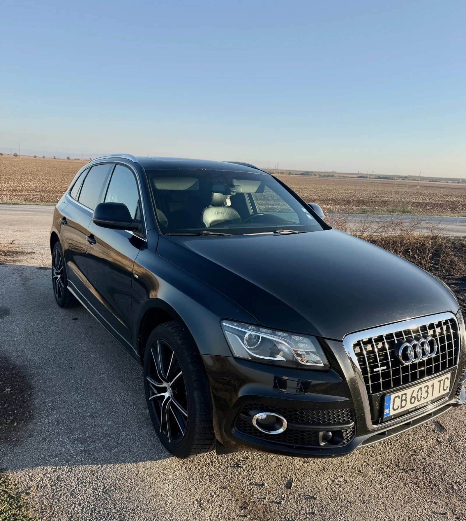 Audi Q5, снимка 11 - Автомобили и джипове - 56442675
