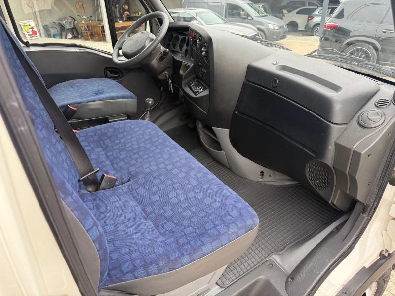 Iveco Daily 35C14 3.0HPI до 3.5т. 4.10м. 158000км!, снимка 11 - Бусове и автобуси - 53176899