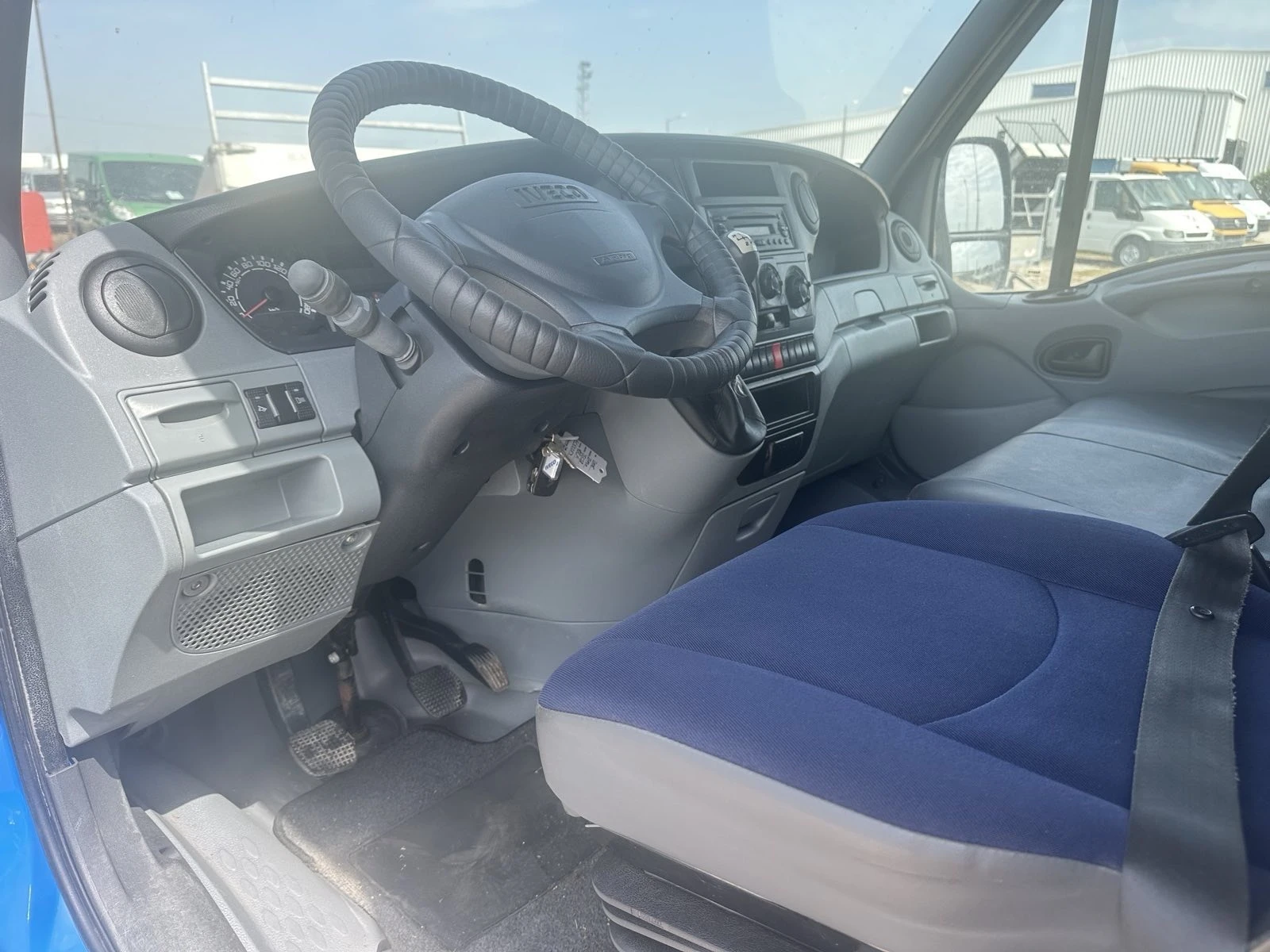 Iveco 35c18   | Mobile.bg   11