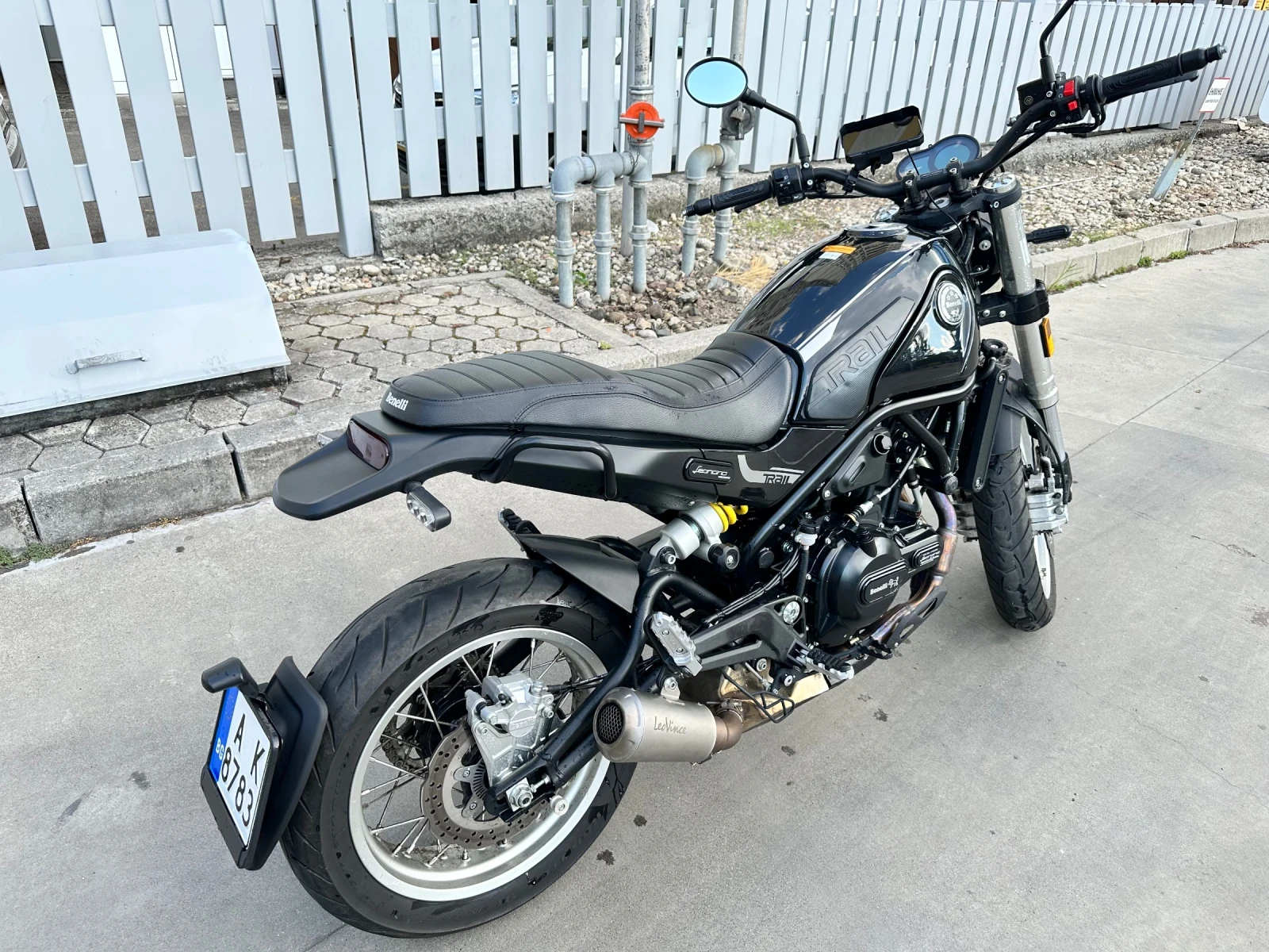 Benelli 500 Benelli Leoncino 500 Trail