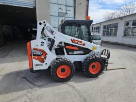 Мини челни товарачи Bobcat S590