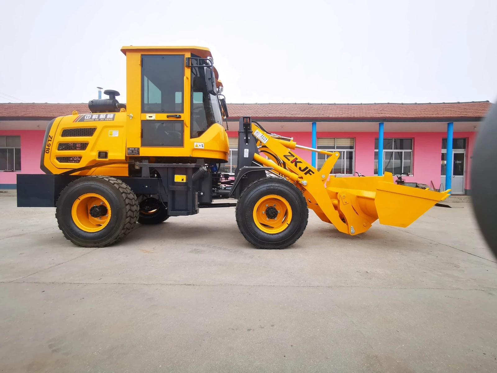       JF 910 2024 .   | Mobile.bg   11